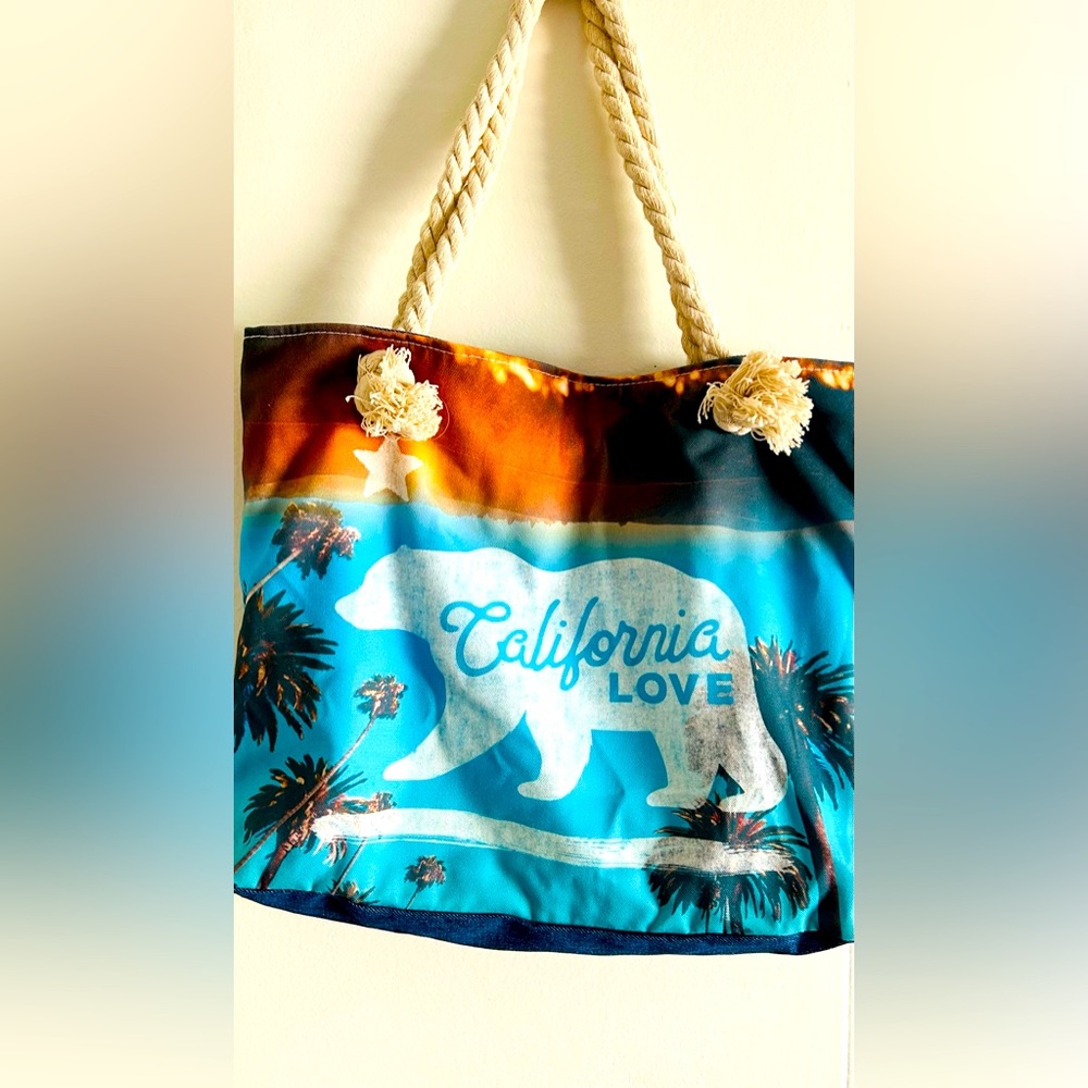 CALIFORNIA LOVE TOTE BAG 🩵🫶🏻☀️